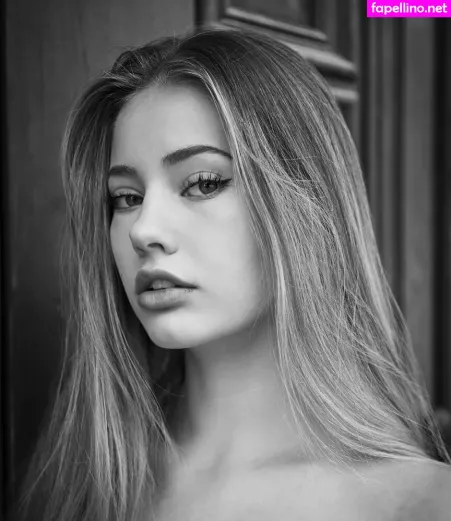 Tatiana Kaer OnlyFans Thumbnail #bAksI8uN0C