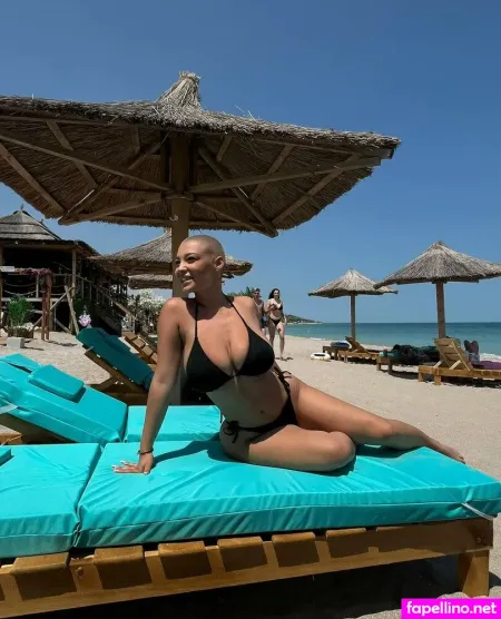 Tatiana Suciu OnlyFans Thumbnail #XkUUv3H3NB