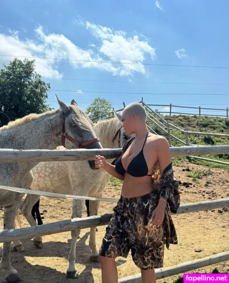 Tatiana Suciu OnlyFans Thumbnail #lVaNF6XxNb
