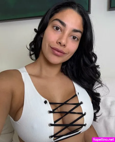 Tatibloomxo OnlyFans Thumbnail #d08hrKMntt