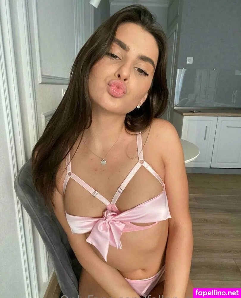 taticoffee, tatiwantscoffee Nude Leaked OnlyFans Photo #NeXtRbBfOH