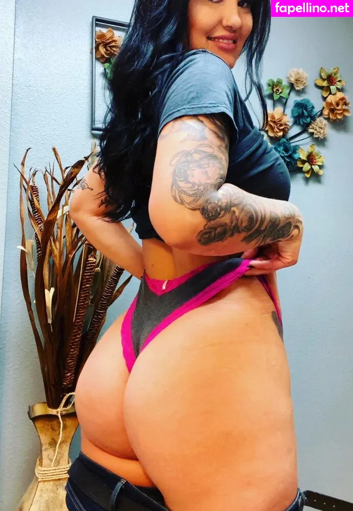 tatted_baddie69, tattedbaddiewiththefatty Nude Leaked OnlyFans Photo #8uPFfdqn7H