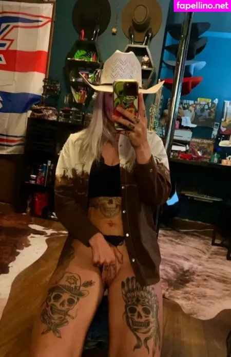 Tatted Lady OnlyFans Thumbnail #Qkicfxgf0m