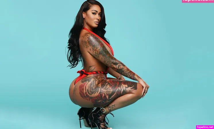 Tatted Up Holly OnlyFans Thumbnail #H3p4dIXXLD