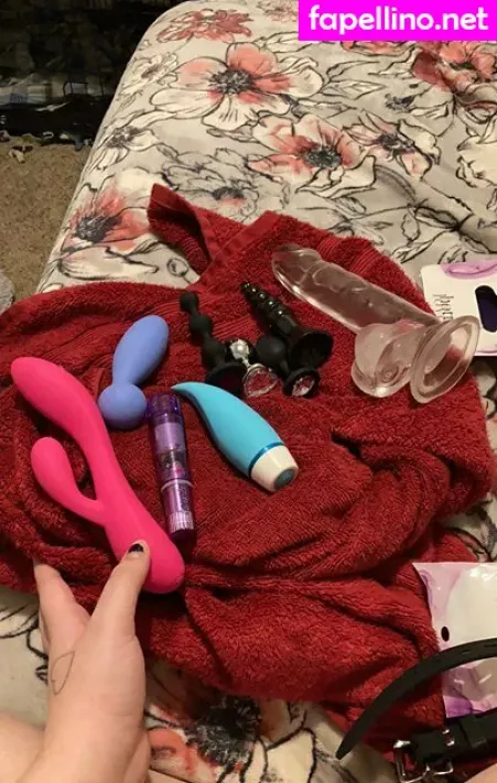 Tattedchubbygf OnlyFans Thumbnail #tAl4GApwTt