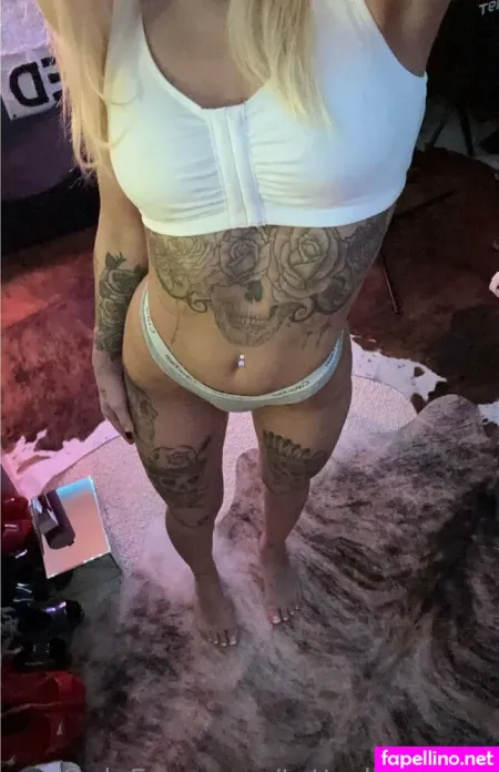 Tattedladyfree OnlyFans Thumbnail #KuE2wrgCCQ