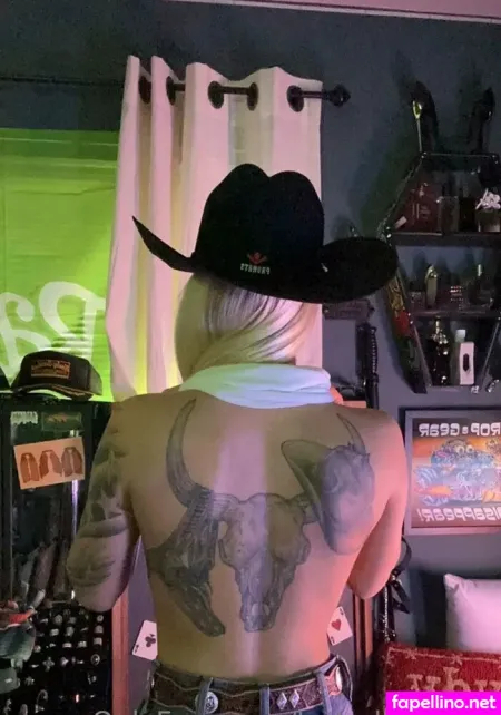 Tattedladyfree OnlyFans Thumbnail #ndhCVFXBYZ