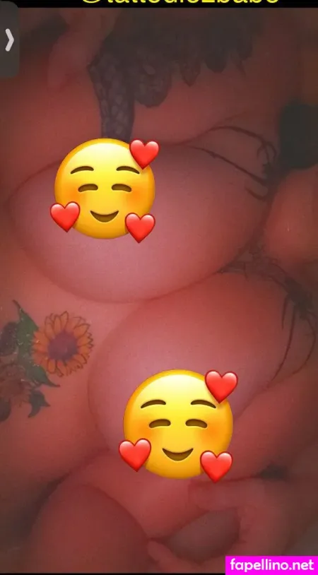 Tattedlezbabefree OnlyFans Thumbnail #GQJgehLOxH