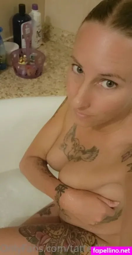 Tattedlilmomma1990 OnlyFans Thumbnail #wJa9VVeq1O