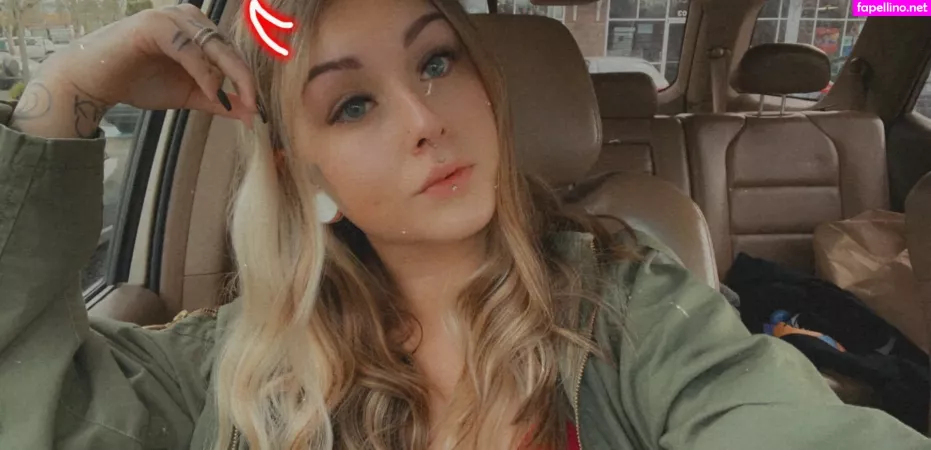 Tattedprincess1998 OnlyFans Thumbnail #3CYoh5Kh9J