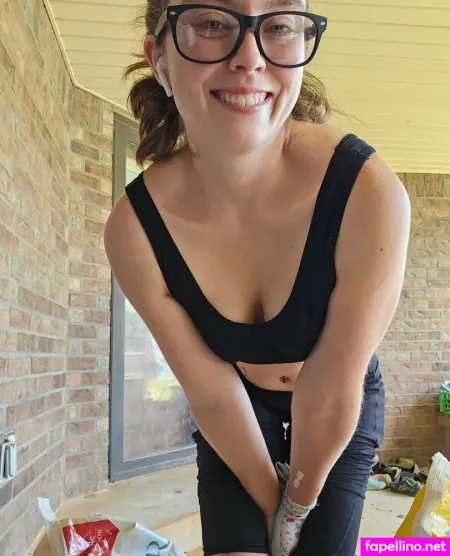 Tattedskinnymomma OnlyFans Thumbnail #UXpuMSND0D