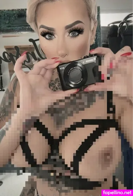 Tattoo Doll OnlyFans Thumbnail #UaWMd3RXiu