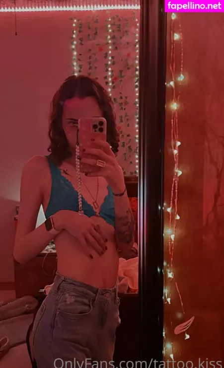 Tattoo Kiss OnlyFans Thumbnail #QVwIDYBIvj