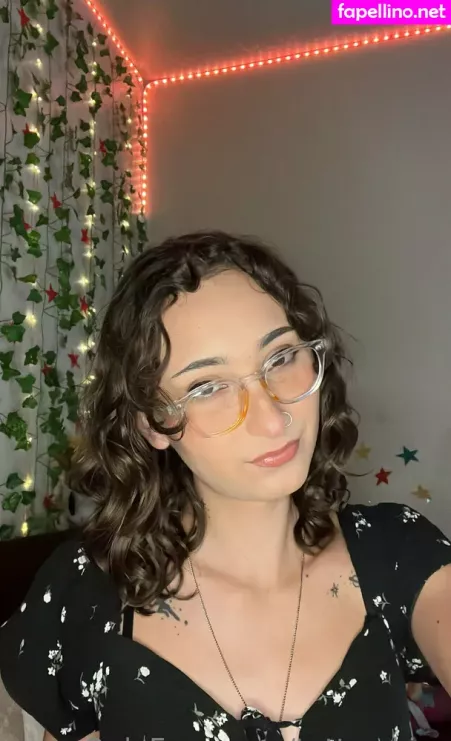 Tattoo Kiss OnlyFans Thumbnail #lHCwVS960O