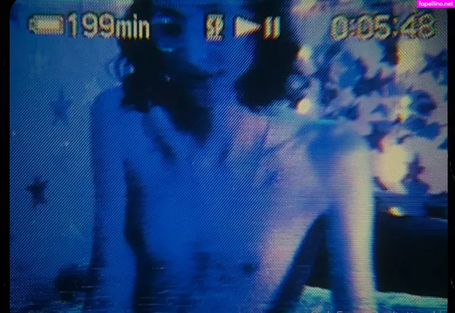 Tattoo Kiss OnlyFans Thumbnail #nQ67pBzDbS