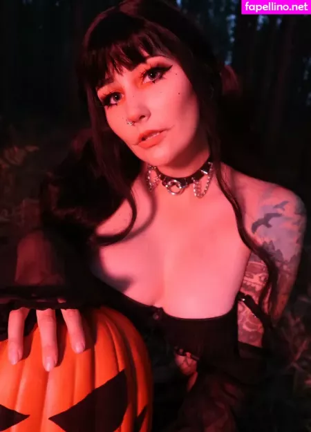 Tattoo Kitten OnlyFans Thumbnail #h9kYLliW7O