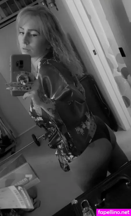 Tattooblondiexo OnlyFans Thumbnail #XVCeFHsh9C