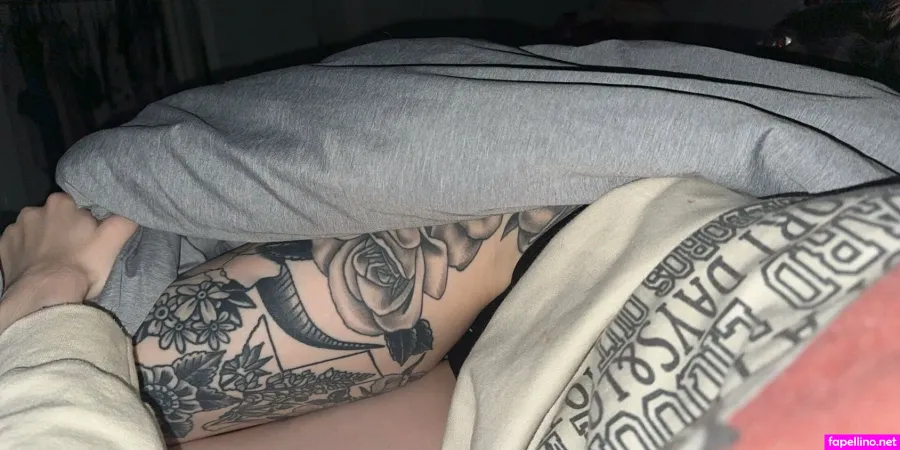 Tattooed Babe02 OnlyFans Thumbnail #3EyEAQoJxK