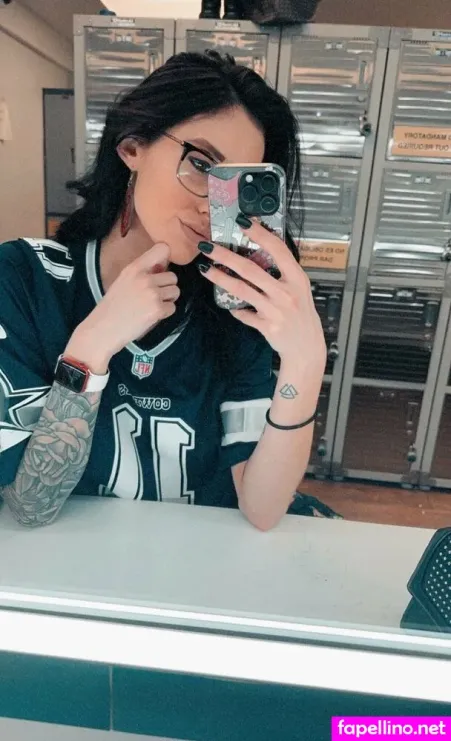 Tattooed Babe02 OnlyFans Thumbnail #LxibQorFcE