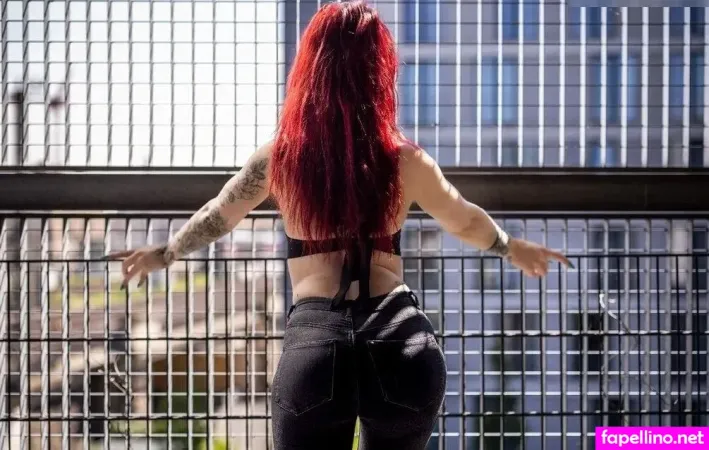 Tattooed Redhead OnlyFans Thumbnail #6iKCzcqoZI