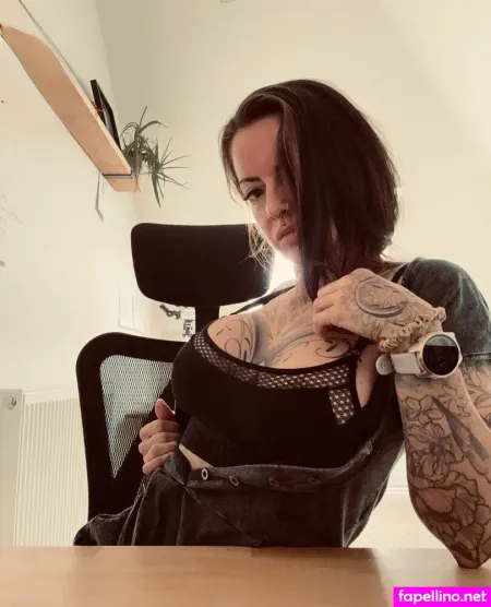 Tattooedselene OnlyFans Thumbnail #T7CcuTfACQ