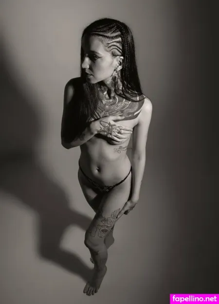 Tattoonadia OnlyFans Thumbnail #GHp95wkzf8