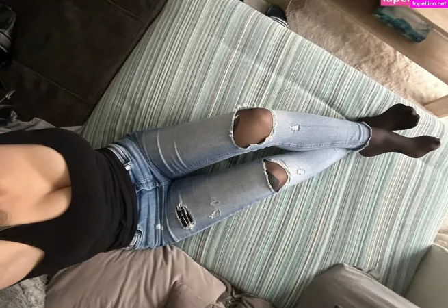 Tattoos Legs Nylons OnlyFans Thumbnail #OwcVQaec3D