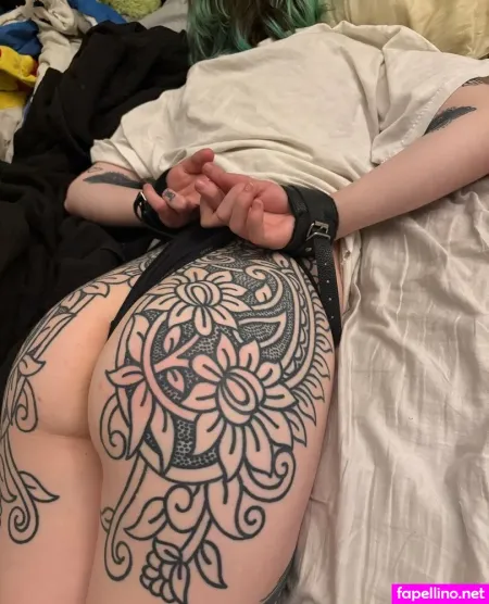 Tattoosandwedgies OnlyFans Thumbnail #7OYJtGwBr5