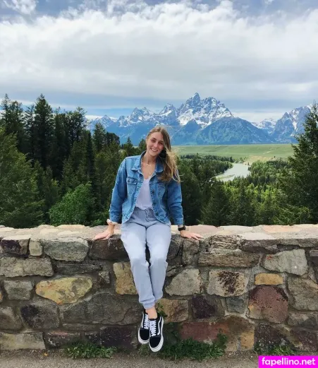 Tatum Tholen OnlyFans Thumbnail #FelP0EmvfU