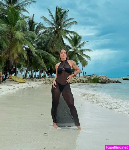 Taty Zatto OnlyFans Thumbnail #S0DaTyRHuD