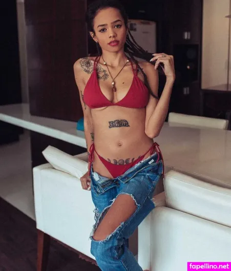 Tauana Muniz OnlyFans Thumbnail #dFZUiNlSWM
