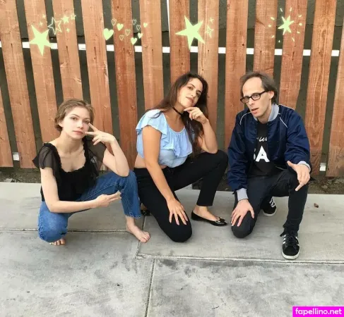 Tavi Gevinson OnlyFans Thumbnail #XpijWYT2Rv