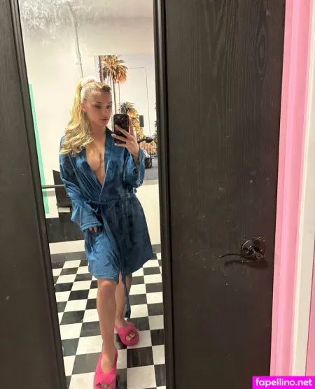 Taviathevix 2 OnlyFans Thumbnail #9kXjM5MOe5