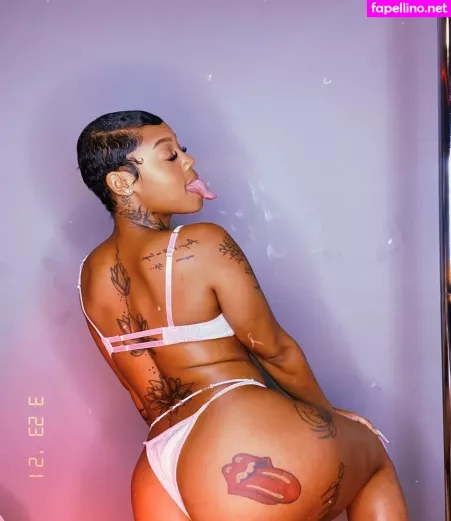 Tay1our OnlyFans Thumbnail #y8tjsXF0aV