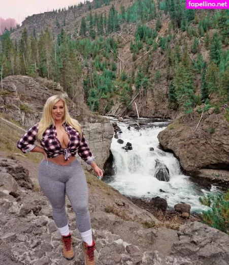 Taya Christian OnlyFans Thumbnail #r3BIYPVEnh