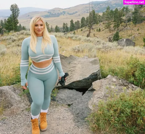 Taya Christian OnlyFans Thumbnail #uHLVjjsyKM