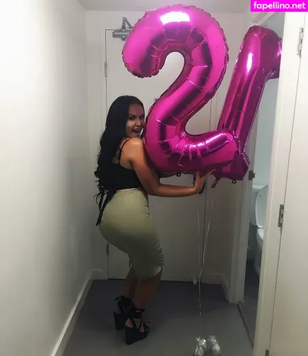 Tayla Cooper OnlyFans Thumbnail #7P3irymgbG