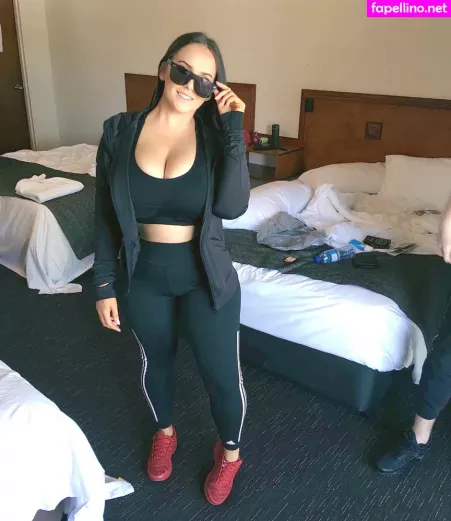 Tayla Cooper OnlyFans Thumbnail #dXhxrcD4b2