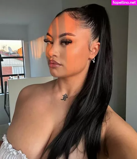 Taylaraywhite OnlyFans Thumbnail #3vj8qw4M0T