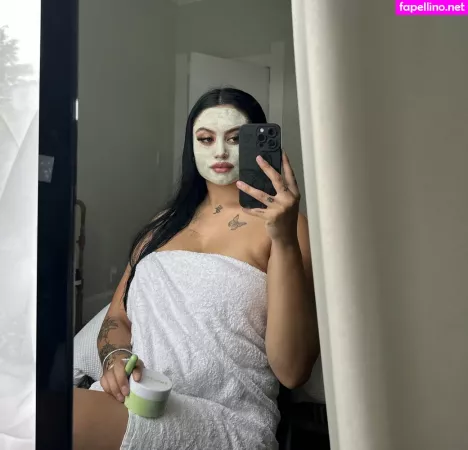 Taylaraywhite OnlyFans Thumbnail #ZEiUjJ4iHF