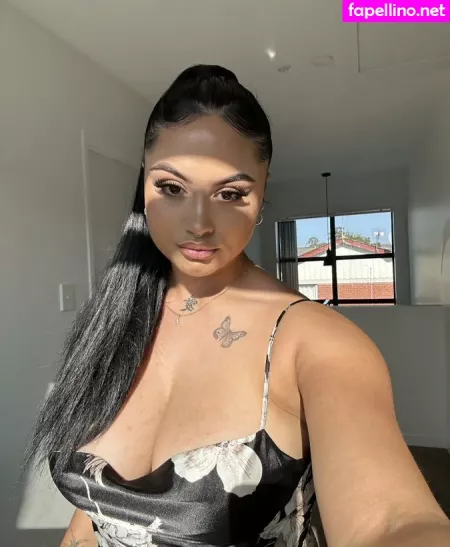 Taylaraywhite OnlyFans Thumbnail #mnLegVErth