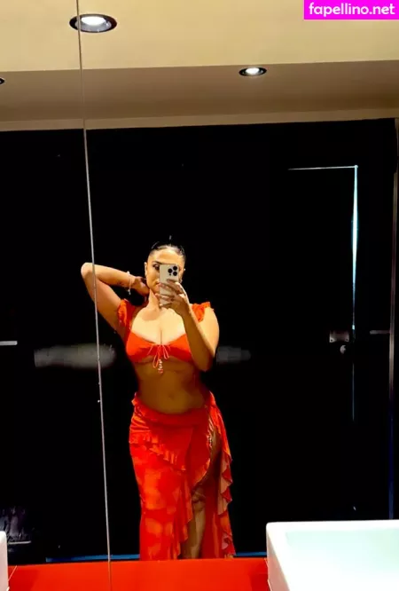Taylaraywhite OnlyFans Thumbnail #oJLFLTMkqu
