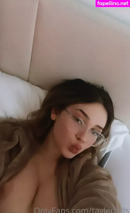 Taylerhills OnlyFans Thumbnail #2I0MfYUg35