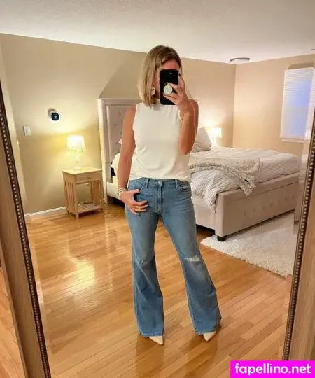 Taylor Austin OnlyFans Thumbnail #nDbN4Xyz5f