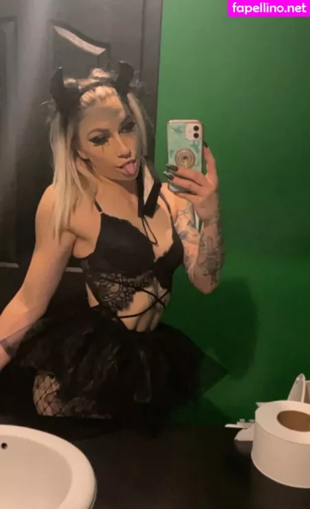 Taylor Flewin OnlyFans Thumbnail #VLFsxF0FwU