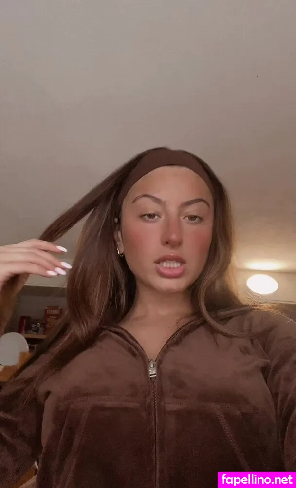 taylorfrisinaa Nude Leaked OnlyFans Photo #5KRnoaD0JR