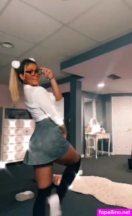 Taylor Frisana OnlyFans Thumbnail #RnI4Cqn5HF