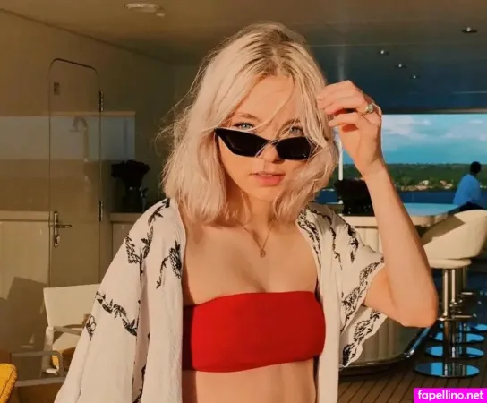 Taylor Hickson OnlyFans Thumbnail #hgV8XdfsVh
