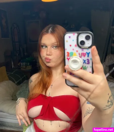 Taylor Hutchings OnlyFans Thumbnail #U44LEe3iuz