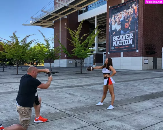 Taylor Johnson Cheer OnlyFans Thumbnail #7GrFtxloVi